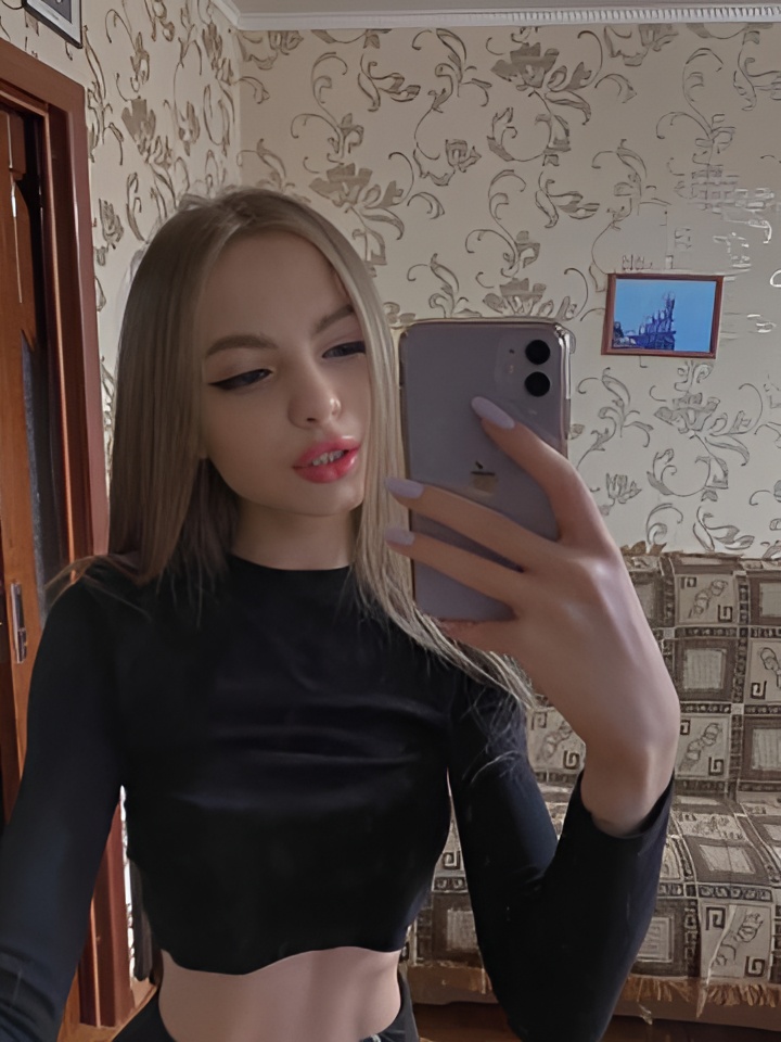 Ева привлекальеная девушка из Ачит цена от 4000 руб