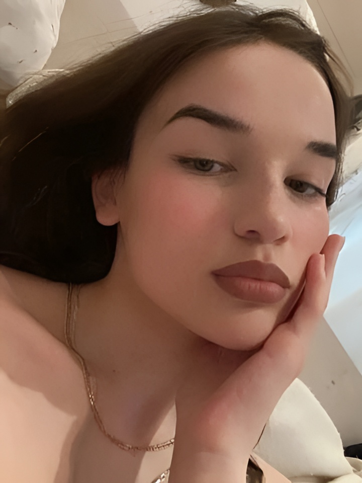 Индивидуалка Виктория, доступна для личного знакомства от 2000 руб