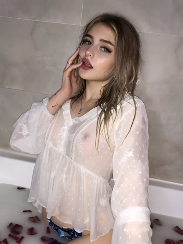 Рада привлекательная девушка из Ачит цена от 2000 руб