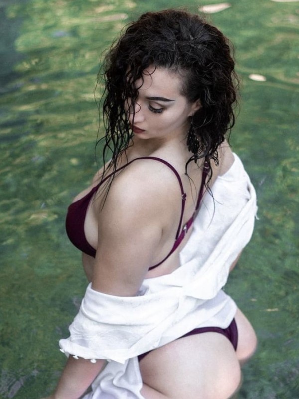 🎥 Лиза привлекательная девушка из Ачит цена от 8000 руб